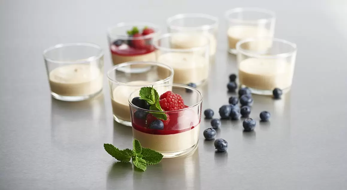 Panna Cotta in kleinen Gläschen 